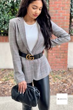 The Perfect Plaid Blazer This ones for all my boss babes who love to look professional yet chic! We love the relaxed fit of our Eva Blazer. Throw it on with a pair of black pants or we love it with light denim Workwear Chic, Dress Better, Liquid Leggings, My Boss, Greyish Blue, Grey Blazer, Mood Board Fashion, Plaid Blazer, Light Denim