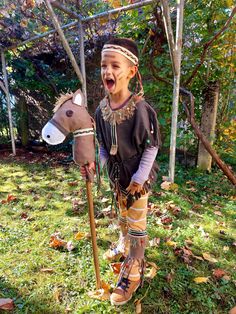 Indians Costume, Diy Costumes For Boys, Indian Fancy Dress, Native American Halloween Costume, Diy Costumes Kids Boys, Native American Dress, Diy Costumes Kids