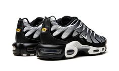 Air Max Plus DM0032 003 Nike Air Max Plus Black, Mid Jordan 1, Low Jordan 1, Ugg Ultra Mini, Nike Air Max White, Jordan 2, Streetwear Sneakers, Whale Tail, Nike Air Max Plus