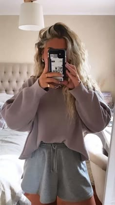 Comfy Midsize Outfits, Bonfire Outfit, Cosy Outfit, Fall Trends Outfits, Cute Lazy Outfits, Lazy Day Outfits, Lazy Outfits, Closet Essentials, Trendy Collection