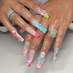 @AngieDiors Fun Square Nails, Pink Nails Fall, Nails Shape Coffin, Shirt Nails, Business Nails, Trending Nails, Tapered Square, 24th Birthday, Waste Of Time