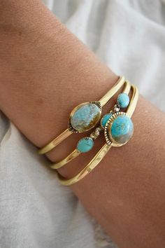 Turquoise Bangle Bracelet, Turquoise Jewelry Gift, Turquoise Cuff Bracelet, Torquise Jewelry, Gold And Turquoise Jewelry, Necklace Aesthetic Gold, Turquoise Bracelets, Bangle Bracelet Gold, Fantasy Earrings