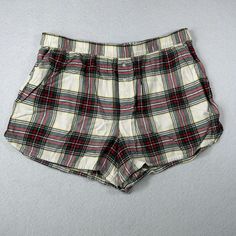 Aerie Pajama Shorts Women's Xxl Red Green Holiday Plaid Flannel Pockets Nwt Size - Xxl Color - White With Green Red Yellow Plaid Brand New With Tags 55% Cotton / 45% Viscose See Photos For Measurements Xmas Wishlist, Womens Pajama Shorts, Holiday Plaid, Yellow Plaid, Plaid Shorts, Pajama Shorts, Plaid Flannel, Red Plaid, Red Yellow