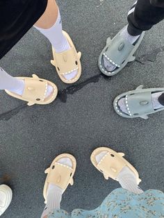 Shower Shoes, Cute Sandals, Best Friends, Ootd, Sandals