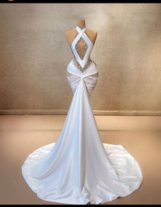 Wedding Dresses Halter, Gowns For Bride, Satin Mermaid Wedding Dress, Wedding Dress Low Back, Bad Dresses, Halter Wedding Dress, Classy Wedding Dress, Stunning Prom Dresses, Exquisite Gowns