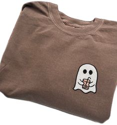 Halloween Embroidered Crew Neck T-shirt, Halloween Streetwear Embroidered Top, Halloween Embroidered Streetwear Top, Casual Embroidered Halloween T-shirt, Ghost Tee, Aesthetic T Shirts, Embroidered Tee, Halloween Embroidery, Ghost Design