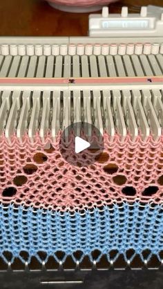 the video shows how to make an accordion with yarn and crochet laces