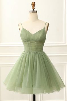 Pastel Formal Dresses Short, Pale Green Dress Formal, Hoco Dresses Corset Top, Sage Green Dress Short Quinceanera, Cute Hoco Dresses Short Light Green, Quince Surprise Dance Outfits Sage Green, Light Green Dress Short Prom, Sage Green Bridesmaid Dresses Short