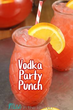 Pineapple glass with punch, orange garnish and straw. Vodka Punch Recipes Parties, Vodka Party Punch, Alcoholic Punch Recipes, Party Punch Recipes, Alcholic Drinks, Summer Drinks Alcohol, Cocktail Drinks Alcoholic, Christmas Punch Recipes, Hawaiian Punch