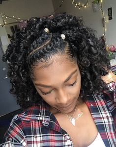 Cabello Afro Natural, Flat Twist Hairstyles, Flat Twist, Twist Out, Penteado Cabelo Curto, Natural Hair Inspiration, Holiday Hairstyles, Natural Hair Tips, Natural Hair Journey