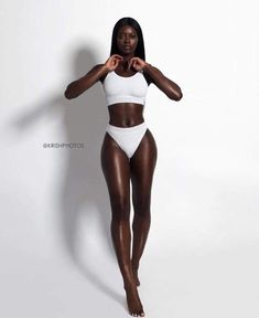 jolie femme !!!! Dark Skin Beauty, Dark Skin Women, African Beauty, Dark Beauty, Black Beauty, Black Is Beautiful, Havana