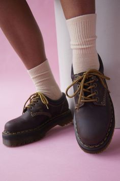 Built for comfort, the 8053 shoe by Dr. Martens is made with a padded collar and air-cushioned sole, now with an empowering 1.5" platform and premium leather. Complete with a Goodyear welt and classic Docs DNA like grooved edges and visible stitching.Content + Care. Leather, rubber Spot clean ImportedSize + Fit. Platform height: 1.5" Dr Martens 8053 Quad, Dr Martens Quad, 8053 Quad, Brown Doc Martens, Dr Martens 8053, Dr Martens Oxford, Brown Dr Martens, Dr Martens Outfit, Oxford Shoe