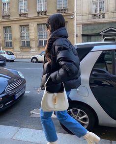 Leia Sfez, Gucci Jackie 1961, It Bag, Bag Trends, Chilly Weather, Spring Wardrobe, Leather Hobo, Who What Wear, Fashion Set