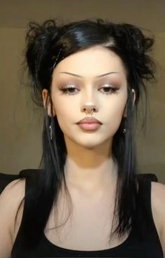 Micro Bangs Updo, Gothic Hairstyles Black Women, Corporate Goth Hairstyles, 90s Alt Hairstyles, Corporate Goth Hair, 90s Goth Hairstyles, Easy Goth Hairstyles, Mall Goth Hairstyles, Goth Haircut Long