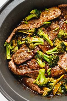 beef and broccoli stir fry in a slow cooker