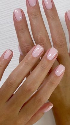 Model Nails Natural, Milky Pink Nails, Pink Nails Opi, Neutral Nail Designs, Natural Nails Manicure, Kutek Disney, Milky Pink, Subtle Nails