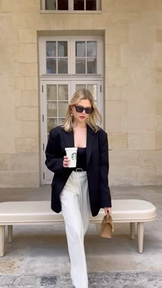 marine_diet on Instagram: Coffee break #theparisguru #parisvibes #parisienne #parisiangirl #onparledemode #parisianlifestyle Classy Simple Outfits, Dress To School, Marine Diet, Office Ootd, Black Blazer Outfit, Lawyer Outfits, Business Looks, Style Parisienne, Angel Fashion