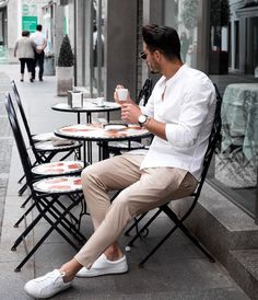 Styling Outfits, Style Inspiration Summer, Stylish Mens Outfits, Summer Outfits Men, Man Fashion, Sneakers Outfit, Sneakers Men Fashion