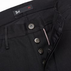 NEW Style: M5 Marked US Size: 36 Straight Fit Black Color 100% Cotton Denim Fabric Selvedge Button Fly Closure Made In USA Measurements Actual waist size: 38" Inseam: 34" Rise: 10" Cuff Width at the bottom: 7.75" This product is located in our EU warehouse. Mid-rise Black Jeans With Button Zip Fly, Black Mid-rise Jeans With Button Zip Fly, Black High Rise Jeans With Button Zip Fly, Classic Black Bottoms With Button Zip Fly, Black High-rise Jeans With Button Closure, High Rise Black Jeans With Button Closure, Black High Rise Jeans With Button Closure, Classic Tapered Leg Jeans With Button Zip Fly, Mid-rise Black Pants With Button Zip Fly