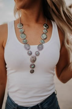 Concho Necklace, Turquoise Jewelry Outfit, Country Graphic Tees, Cowboy Graphic, Rodeo Jewelry, Necklace Outfit, Western Necklaces, Closet Candy, Western Style Outfits