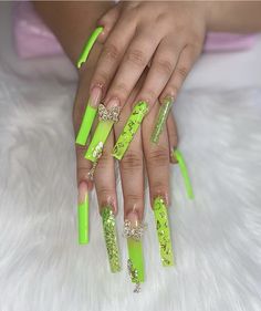 Crazy Acrylic Nails, Her Nails