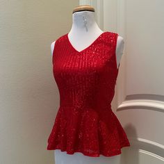 Nwot Grace Karen Top Is A Red Sequined Peplum Style , Perfect For Parties Or An Evening Out . Wear With A Skirt Or Pants. Can Add A Dressy Belt For Added Drama . In New Condition. See Close Up Pictures For Color And Details Red Fitted Peplum Top, Fitted Red Peplum Top, Sequin Peplum Top, Peplum Styling, Peplum Styles, Red Sequin, Close Up Pictures, Red Top, Colorful Pictures