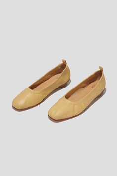 The Daria is a deconstructed slip on flat with a softly-squared toe, elasticized opening and stacked oval heel. Simple, comfortable and well-made, this style transcends the trend cycle to become a forever-item in your wardrobe. The Daria Flat is fully-lined and free of stiffeners. Style Daria back to sweatpants and denim for play or to dresses and tailoring for work. Kidskin leather upper free of stiffeners, vegetable tanned leather lining, leather sole. Handmade in Argentina Heel Height: approx ¾ inches (18 mm) Classic Square Toe Flats For Everyday, Everyday Slip-on Ballet Flats With Almond Toe, Chic Slip-on Ballet Flats For Everyday, Modern Ballet Flats For Everyday Spring Use, Everyday Flat Heel Slip-ons, Modern Slip-on Ballet Flats For Fall, Chic Everyday Slip-on Ballet Flats, Modern Everyday Slip-on Flats, Modern Medium Width Slip-on Ballet Flats