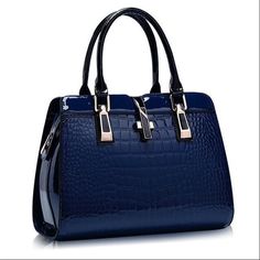 Designer Leather Handbags, Quality Handbags, Crocodiles, Genuine Leather Handbag, Leather Messenger Bag, Casual Tote, Leather Messenger, Hand Bags, Bagpack