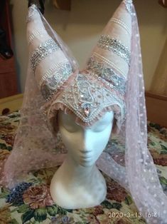 Medieval Princess Hat, Whimsical Medieval, Medieval Headdress, Medieval Fashion