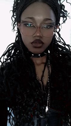 Black Goth Girl Aesthetic, Black Woman Goth Aesthetic, Trad Goth Jewelry, Gothic Choker For Streetwear, Trad Goth Makeup Poc