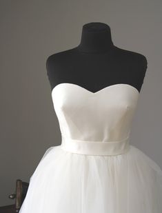 Stylish and elegant bridal sash made of Royal satin fabric. The sash can be customized at request and can be made of Royal satin fabric, Satin ribbon, Velvet ribbon, Embroidered ribbon and Organza ribbon. We also offer various colors, width and length. For more wedding sashes and belts, please access https://www.etsy.com/shop/LidiasBoutiqueDesign?ref=seller-platform-mcnav&section_id=23425051. We also recommend our hair bridal accessories https://www.etsy.com/shop/LidiasBoutiqueDesign?ref=sel Fitted Satin Bridal Belt For Bridesmaid, Fitted Satin Bridesmaid Bridal Belt, Fitted Bridal Sashes For Bride, White Fitted Bride Sash, Elegant Cream Sashes For Bridesmaid, Hair Bridal Accessories, Blue Sash, Bridesmaid Belt, Bridesmaid Sash