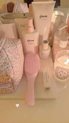 Pilates Princess, Pretty Skin Care, Pretty Skin, Pink Girly Things, Princess Aesthetic, روتين العناية بالبشرة, Body Skin Care Routine, Pink Princess, Skin Care Essentials