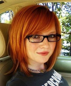 haircuts for thick wavy hair round face | 10 Medium Hairstyles for Thick Hair– With Tips on Growing Thick Hair ... Tips For Thick Hair, Hair And Glasses, Chic Short Hair, Short Hair Color, Haircut And Color, Short Bob Hairstyles, Hair Color Trends, 50 Shades, Hair Today