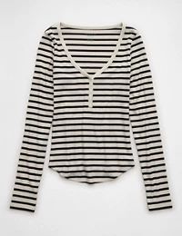 Checkout | American Eagle & Aerie American Eagle Aerie, Henley T Shirt, Outfit Inspo Casual, Cute Preppy Outfits, Fashionista Clothes, Preppy Outfits, Dream Clothes, Striped Long Sleeve, Cute Shirts