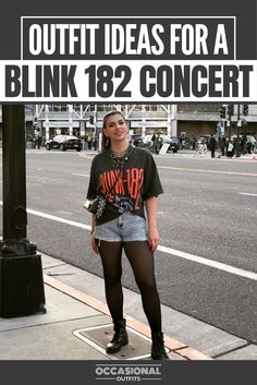 Blink 182 Concert Outfit Plus Size, Emo Concert Outfit Ideas, Offspring Concert Outfit, Blink 182 Concert Outfit Ideas, Punk Concert Outfit Ideas, Pop Rock Concert Outfit, Alternative Rock Concert Outfit, 90s Concert Outfit, Blink 182 Outfit