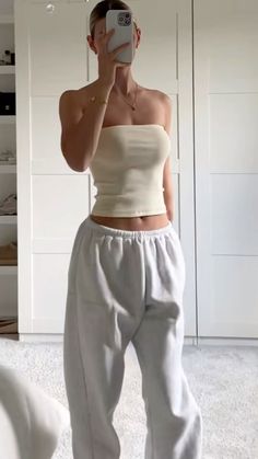 #outfits Sporty Fits, Stockholm Style, Fitness Inspiration Body, Trendy Summer Outfits, Summer Outfit Inspiration, Casual Fits, Fashion Inspo Outfits, Trendy Outfits