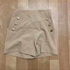 Has Never Been Worn! Perfect Shorts To Dress Up Or Dress Down! Tan Shorts, High Waisted Black Jeans, Gingham Shorts, Satin Shorts, Zara Shorts, High Waisted Jean Shorts, Jeans For Short Women, Embroidered Shorts, Pleated Shorts