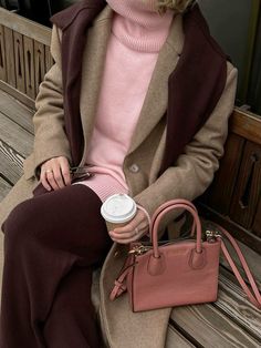 Minimalism Clothes, Professional Wardrobe Essentials, Cute Work Outfits, Corporate Outfits, Sporty Chic, Autumn Outfit, Pink Outfit, Winter Fashion Outfits