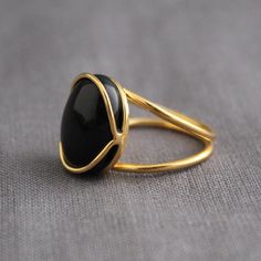 Natural Black Onyx Ring, 18k Gold Ring, Designer Ring, Black Onyx Jewelry, Minimalist Ring, Delicate Ring, Birthstone Ring for Mom Black Onyx is the Mystical birthstone for the month of December. It is also the birth stone for the Zodiac sign of Leo. A powerful protection stone, Black Onyx absorbs and transforms negative energy, and helps to prevent the drain of personal energy Natural Black Onyx Ring. Available in  Sterling Silver. Please select size from drop down menu. ✦Gemstone: Natural  Bla Minimalist Onyx Rings For Formal Occasions, Minimalist Onyx Ring For Formal Occasions, Minimalist Crystal Ring With Polished Finish, Minimalist Onyx Signet Ring, Elegant Onyx Rings For Everyday Wear, Adjustable Black Minimalist Signet Ring, Minimalist Onyx Ring With Black Enamel, Minimalist Open Ring With Black Enamel, Adjustable Black Enamel Onyx Rings