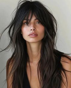 Top-Styles für jede Gesichtsform Check more at https://www.frisurhochzeitsgast.com/frisuren/top-styles-fuer-jede-gesichtsform/ Feathered Bangs, Long Shag, Choppy Layers, Shag Hairstyles, Haircuts Straight Hair