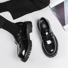 Product Show： Streetwear Business Casual, Wedding Loafers, Streetwear Business, All Black Shoes, Mens Summer Outfits, Trendy Mens Fashion, Leather Wedding, Mens Spring Fashion, Loafers Shoes