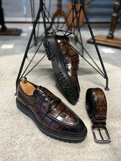 Empire Brown Crocodile Pattern Derby Shoes Black Monks, Ballet Socks, Gentleman's Wardrobe, Brown Shoes, Crocodile Pattern, Loafer Sneakers, Modern Gentleman, Brown Belt, Eva Sole