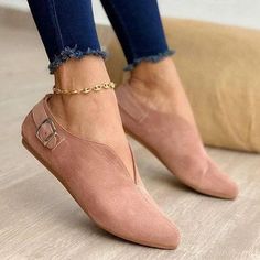 Pointed Loafers, Suede Flats Shoes, Estilo Hippie, Fashion Shoes Flats, Buckled Flats, Summer Sneakers, Women Flats, Casual Flat Shoes, Loafers Style