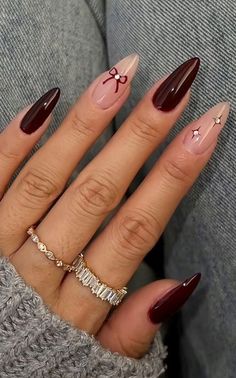 Get inspired by 30+ adorable bow nail designs, from cute 3D bow nails to short and sweet styles in pink, red, white, gold, and black. This also includes coquette nails, ribbon nails, short bow nails, french tip bow nails, bow nail art. (📷 shop.quin IG) Autumn Nail Ideas 2024, Not Girly Nails, Red Style Nails, Nail Art On Gel Nails, Fall Nails Ballerina Shape, Cool Nails 2024, Short White Nails Design Ideas, Autumn Nail Inspiration, Fall Acrylic Nails Autumn