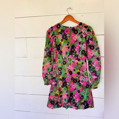 Questions? Leave a comment below! Measurements in photos 70s Floral Dress, 70s Floral, Dress Handmade, Vintage 60s, Dress Clothes For Women, Floral Dress, Hot Pink, Dress Outfits, Womens Dresses