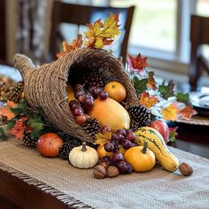 Massive Collection of Centerpieces Thanksgiving Illustrations Nursing Home Crafts, Thanksgiving Designs, Holiday Marketing, Unique Thanksgiving, Orange Table, Thanksgiving Images, Fall Flower Arrangements, Fruit Arrangements, Church Flowers