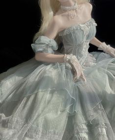 Era Victoria, Gaun Abad Pertengahan, Aesthetic Dress, 파티 드레스, Old Fashion Dresses, Dresses Aesthetic, Royal Dresses, Fantasy Gowns, Pretty Prom Dresses