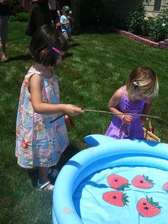 Strawberry Shortcake Birthday Party Ideas | Photo 6 of 14 | Catch My Party Strawberry Birthday Party Games, Strawberry Shortcake Birthday Cake, Strawberry Shortcake Birthday Party, 1st Birthday Foods, Gigi Birthday, 1st Birthday Games, Strawberry Birthday Party, Strawberry Shortcake Birthday, Strawberry Shortcake Party