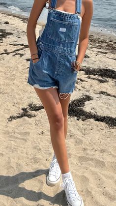 #overalls #outfit #fitcheck #beach #summerstyle Overalls Bathing Suit, Jean Overall Outfits Shorts, Summer Outfits Overalls Shorts, Overall Fits Summer, Dungarees Outfit Shorts, Denim Overall Shorts Outfit, Overall Shorts Outfit Aesthetic, Short Overalls Outfit Aesthetic, Jean Overall Outfits Summer