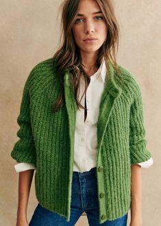 Emile Cardigan - Ecru - Alpaca - Sézane Women Cardigan Sweaters, Add Color To Wardrobe, Green Cardigan Outfits, Sezane Inspired Outfits, Colorful Knit Cardigan, Oversized Cardigan Outfit Aesthetic, Pink Cardigan Outfit Work, Sezane Winter Outfits, Button Down Dress Outfit